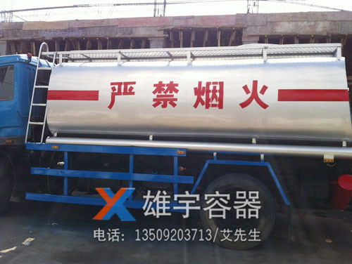東莞油（yóu）罐車供應（yīng）